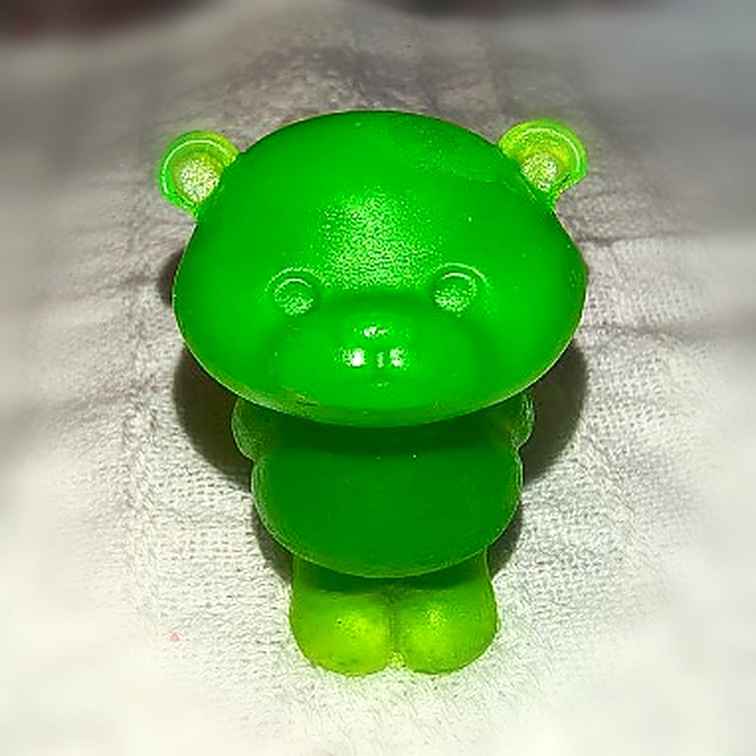 Osito en verde limón