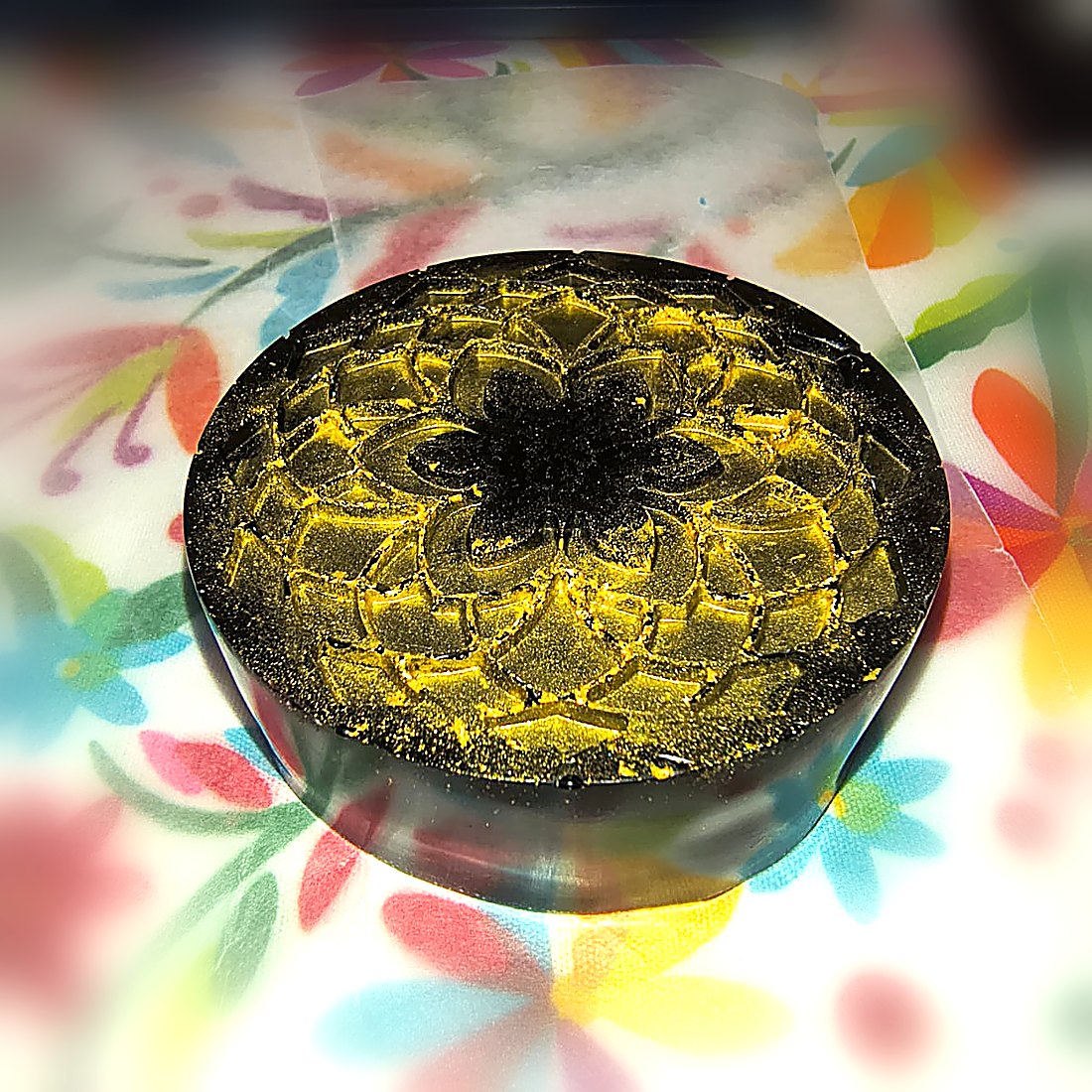 Pastilla Mandala en amarillo, otro modelo