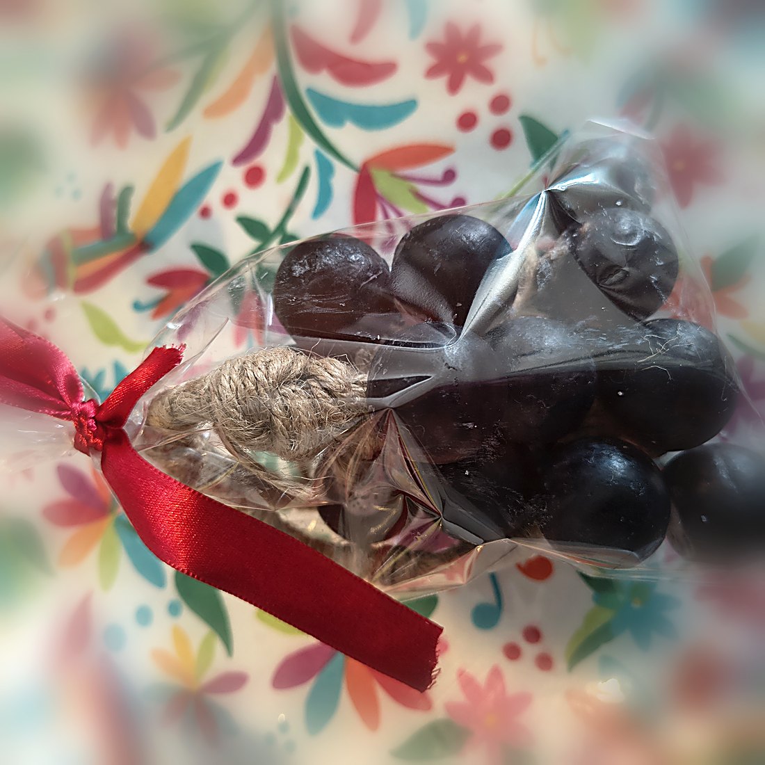 Racimo listo para regalo, con bolsa y moño